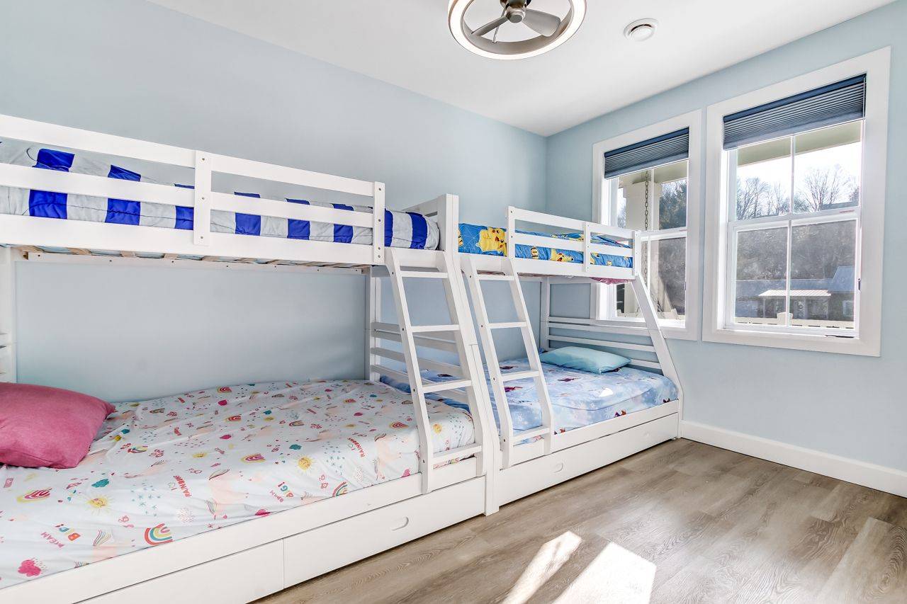 Central Elgin, ON N5L 1G4,423 GEORGE ST