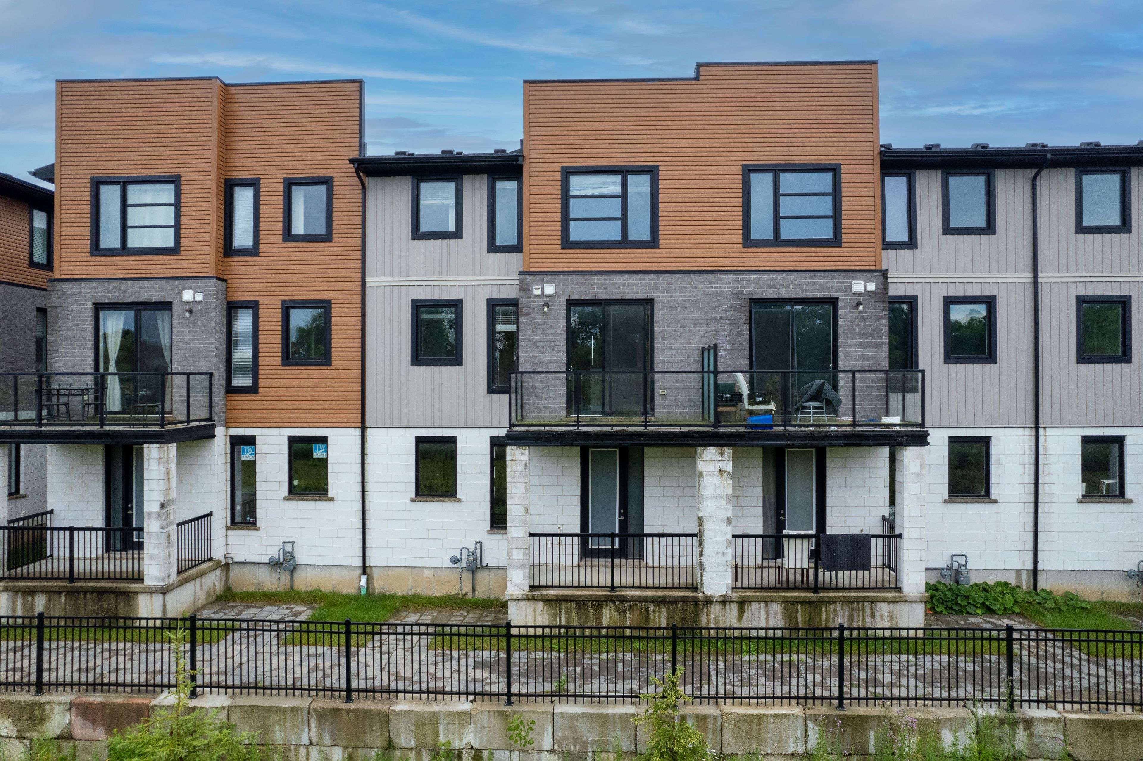 London North, ON N6H 0J7,964 West Village SQ