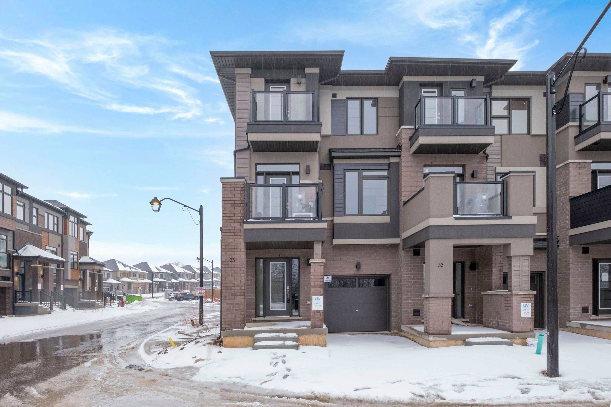 Brantford, ON N3T 0Y1,660 COLBORNE ST W #33