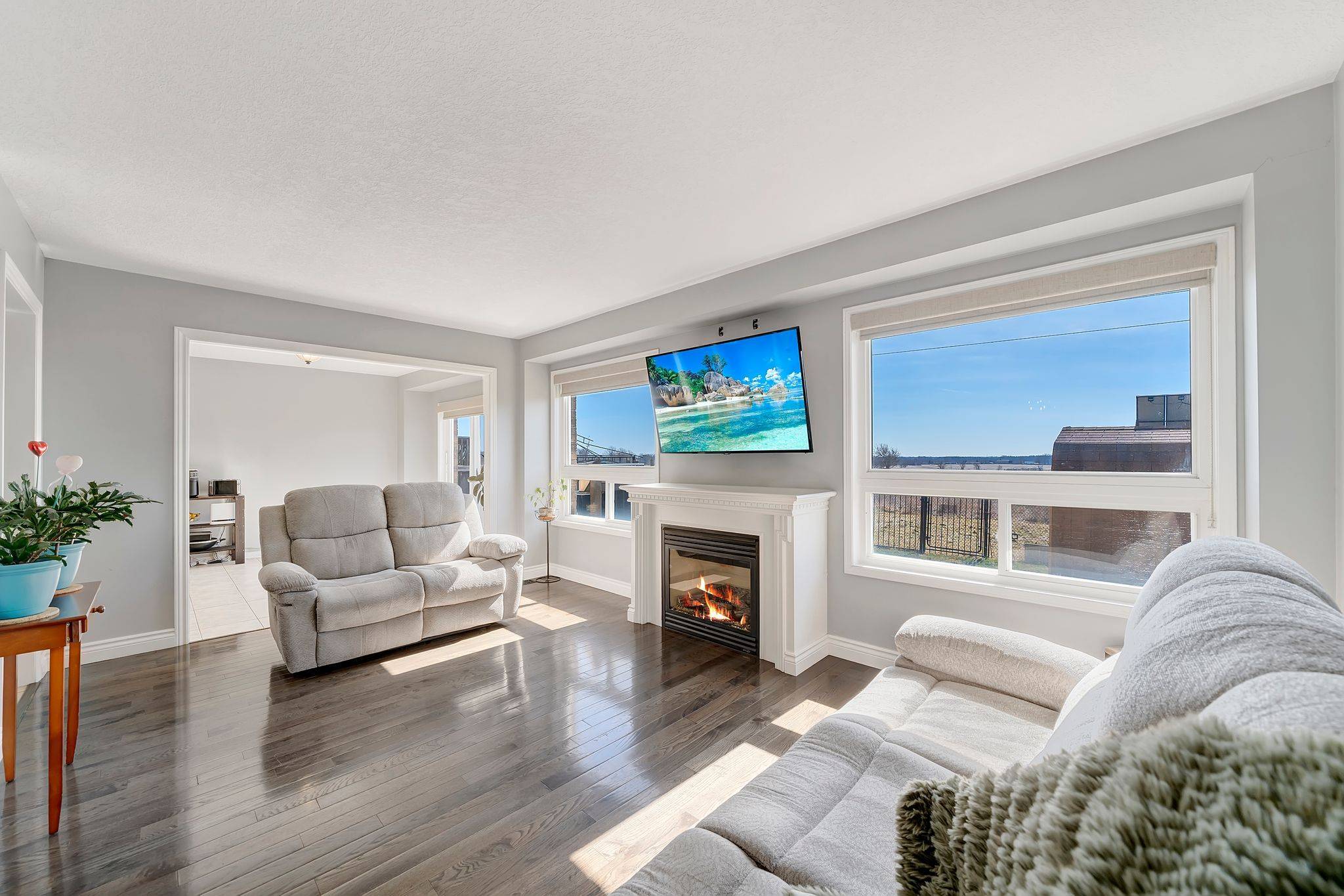 Hamilton, ON L0R 1C0,157 Voyager PASS