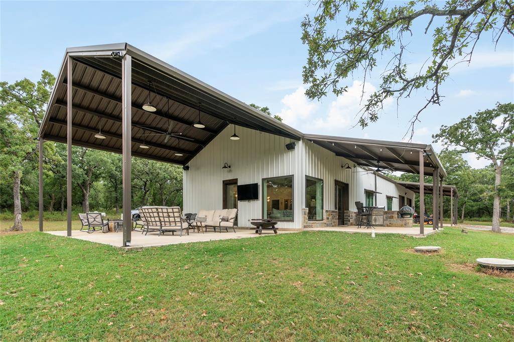 Bowie, TX 76230,11710 Fm 2127