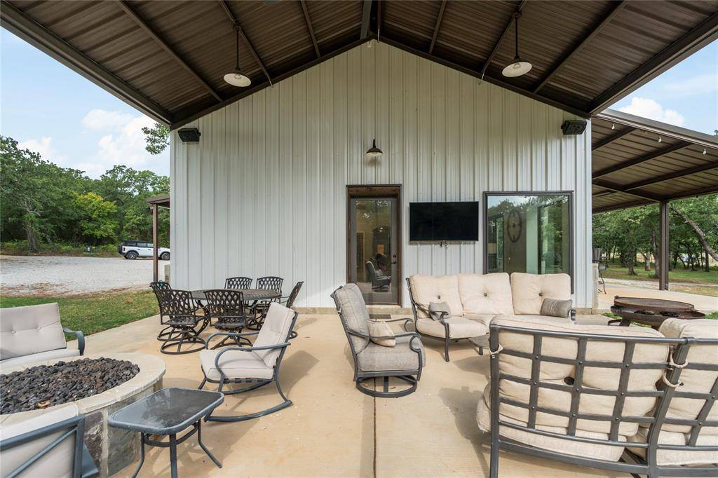 Bowie, TX 76230,11710 Fm 2127