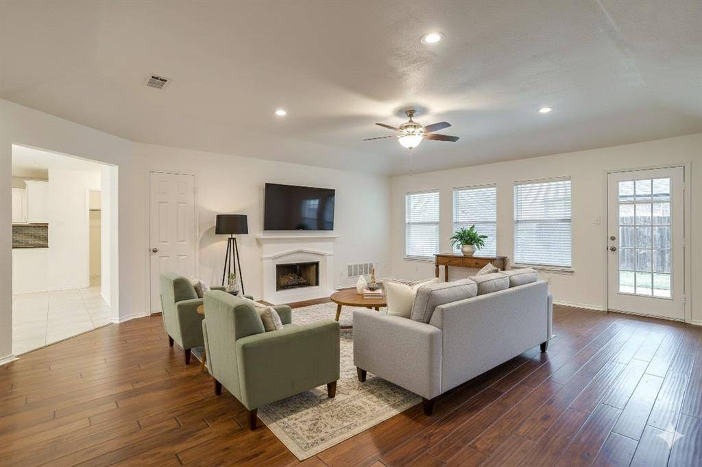 Burleson, TX 76028,701 Stonebrooke Drive