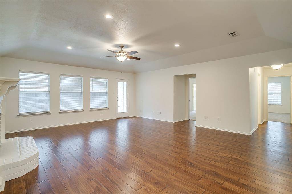 Burleson, TX 76028,701 Stonebrooke Drive