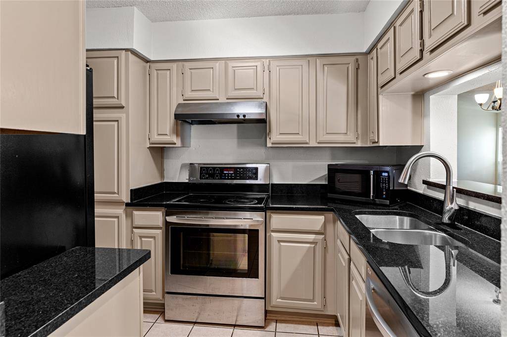 Arlington, TX 76011,1212 Riverchase Lane #243