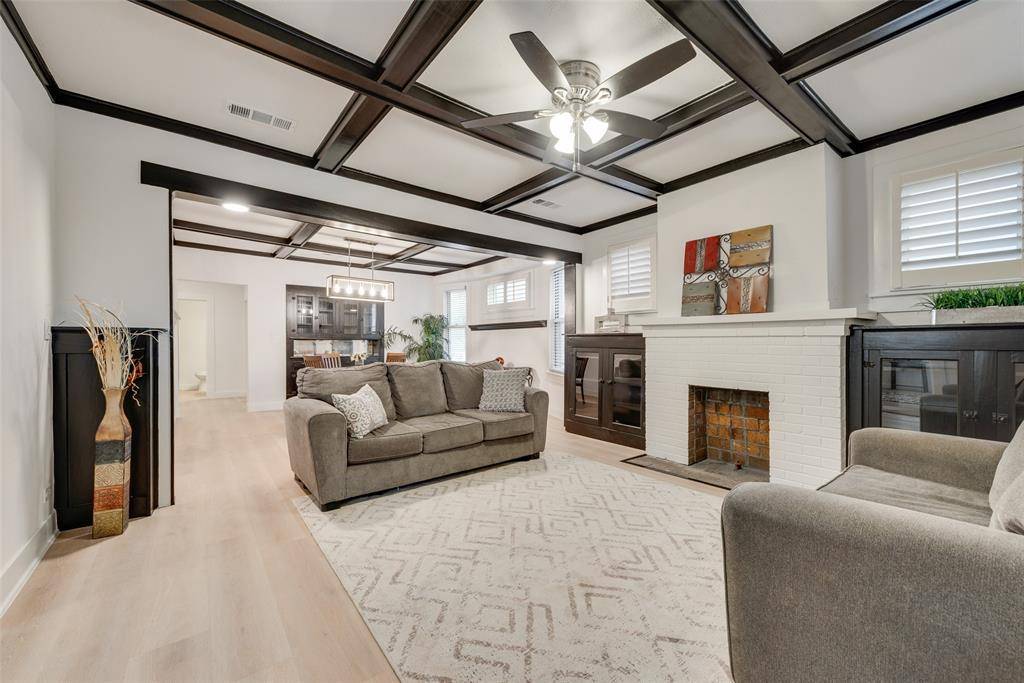 Fort Worth, TX 76110,1205 W Arlington Avenue