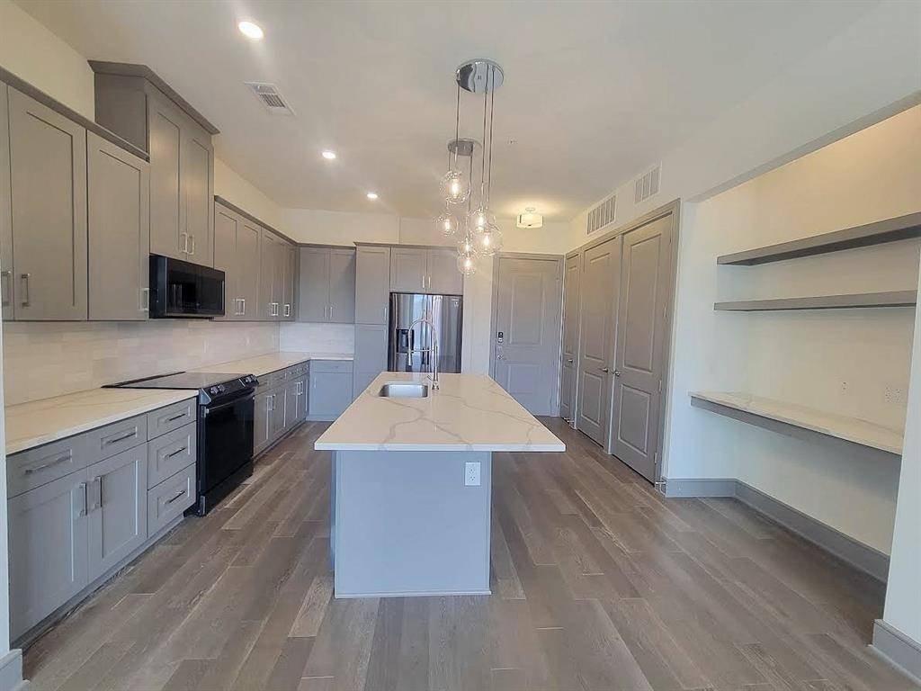 Carrollton, TX 75007,2700 Old Denton Road #4407