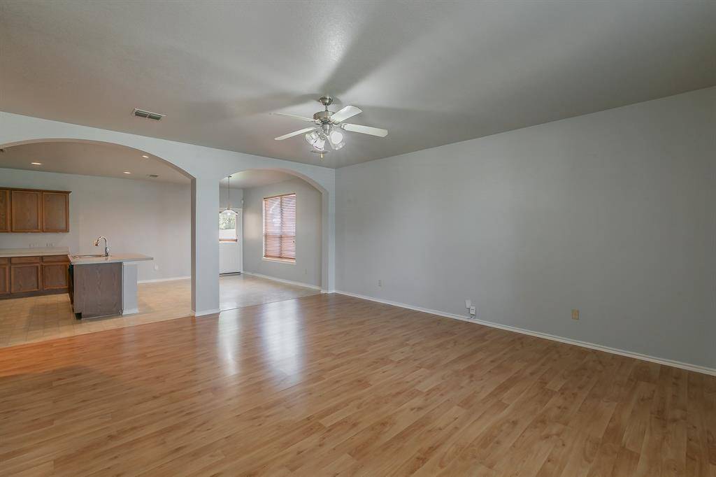 Grand Prairie, TX 75052,5419 Prairie Lane