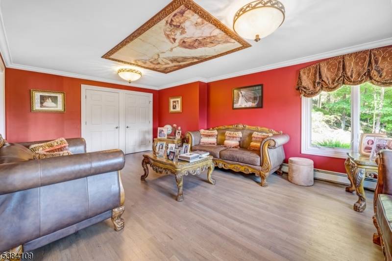 Cedar Grove Twp., NJ 07009,207 Eileen Dr