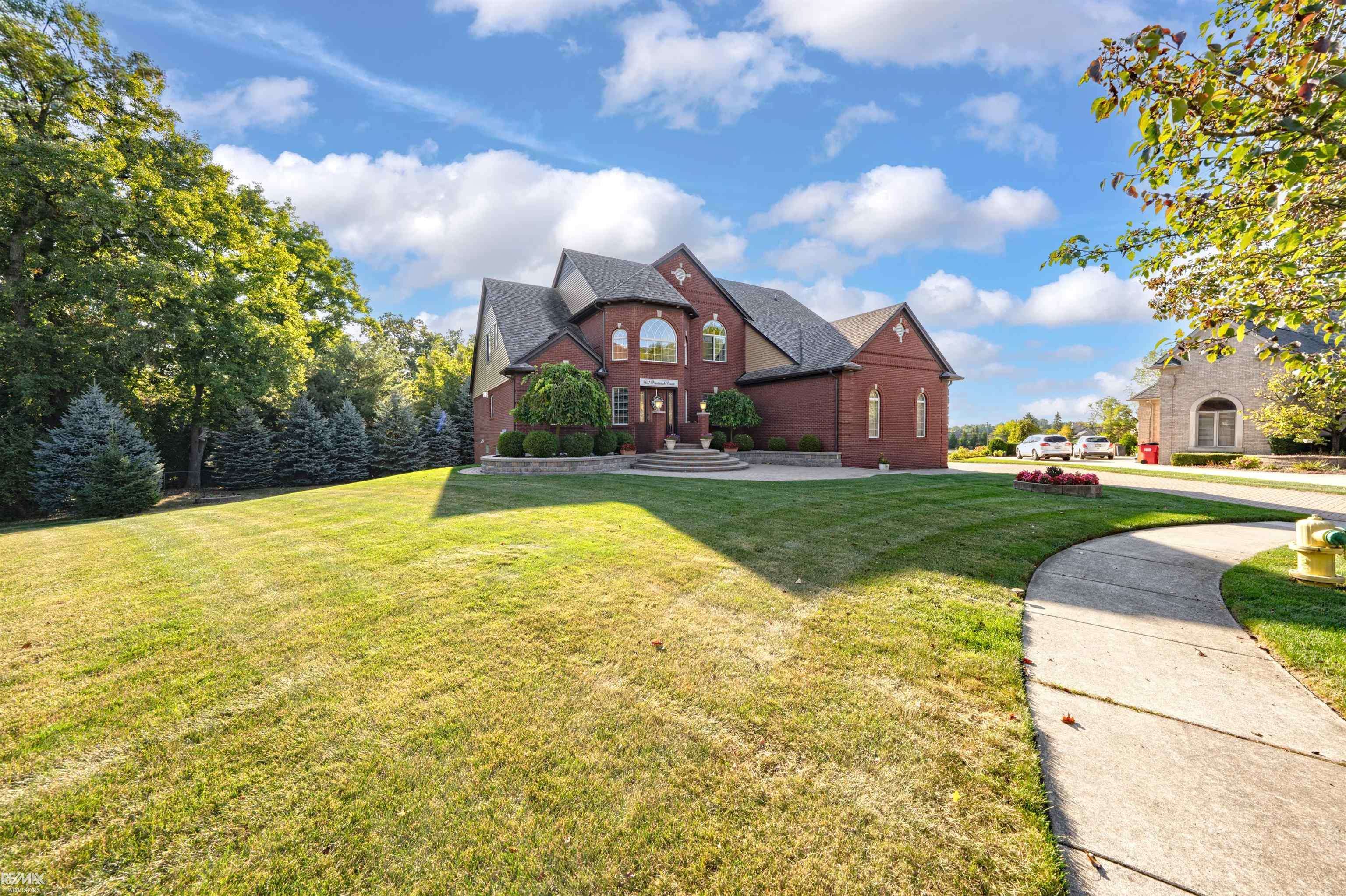 Washington, MI 48095,9037 Prestwick CT