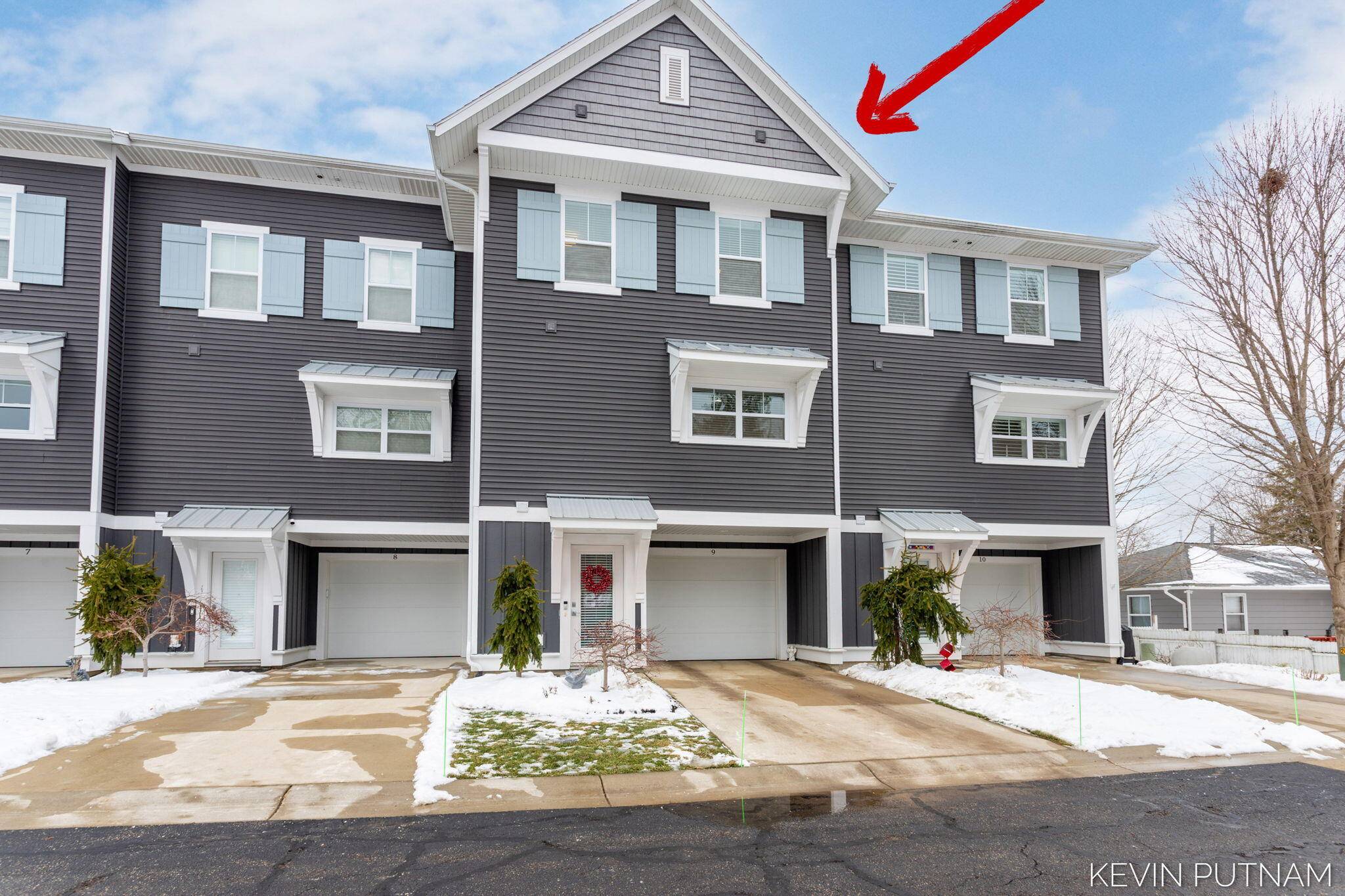 Douglas, MI 49406,160 Keewatin WAY #Unit D/9