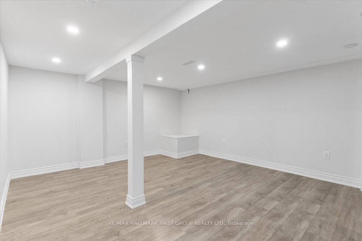 Ajax, ON L1S 2S1,46 Tulloch DR #Basement