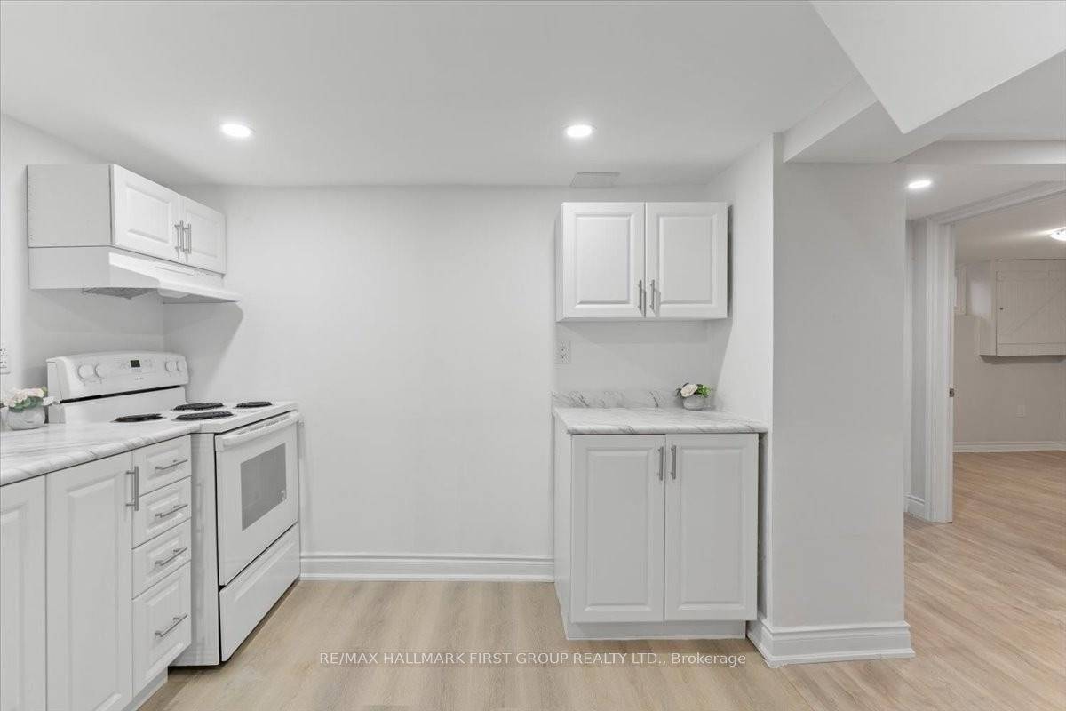 Ajax, ON L1S 2S1,46 Tulloch DR #Basement