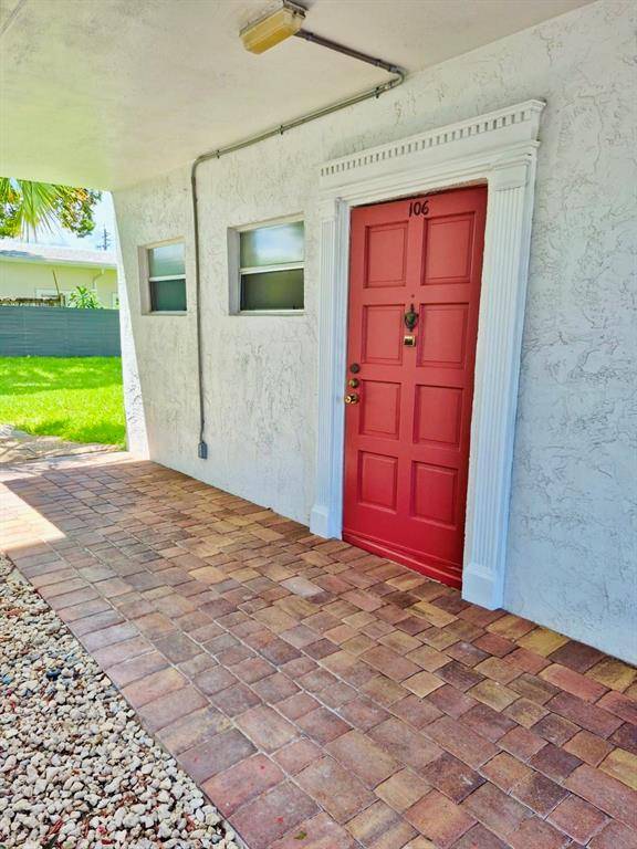 Lauderdale Lakes, FL 33319,4000 NW 44th Ave #106