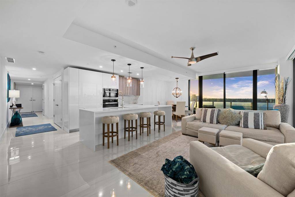 Pompano Beach, FL 33062,730 N Ocean Blvd #701