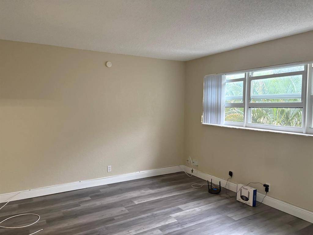 Sunrise, FL 33313,1700 NW 58th Ter #3E