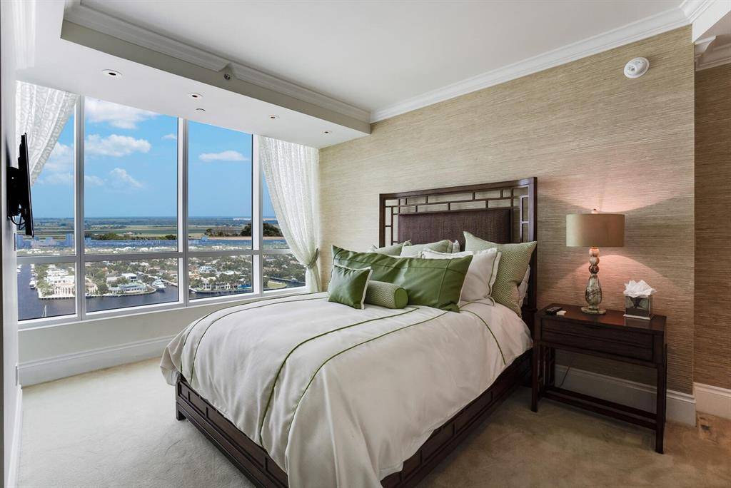 Fort Lauderdale, FL 33304,1 N Fort Lauderdale Beach Blvd #1907