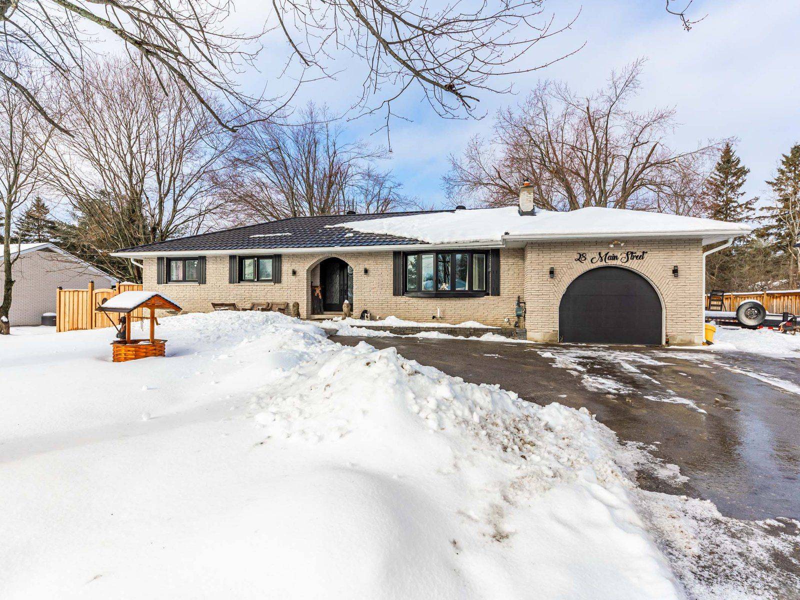 Georgina, ON L0E 1N0,28 Main ST