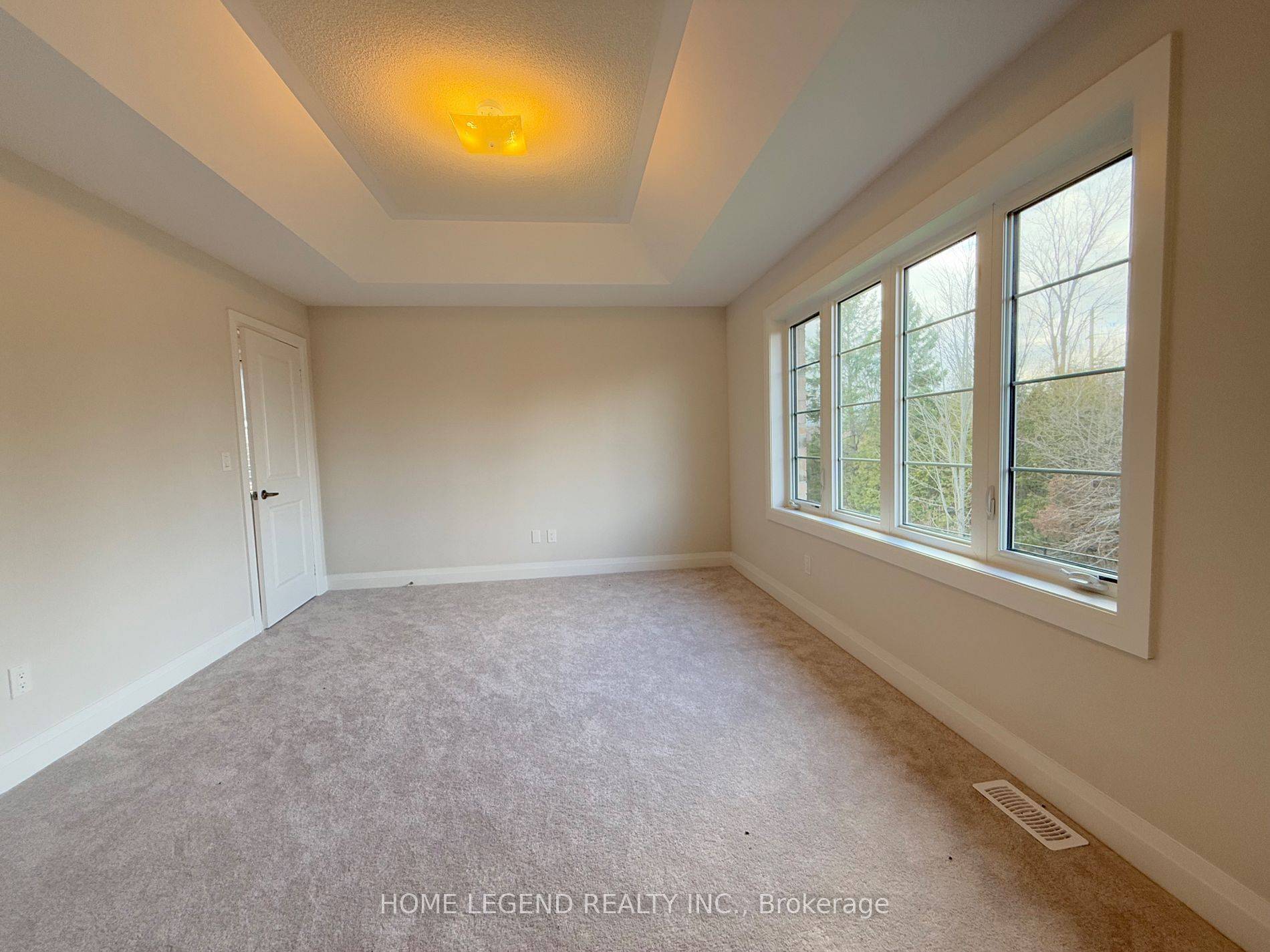 Georgina, ON L0E 1R0,2 Rail Trail CT