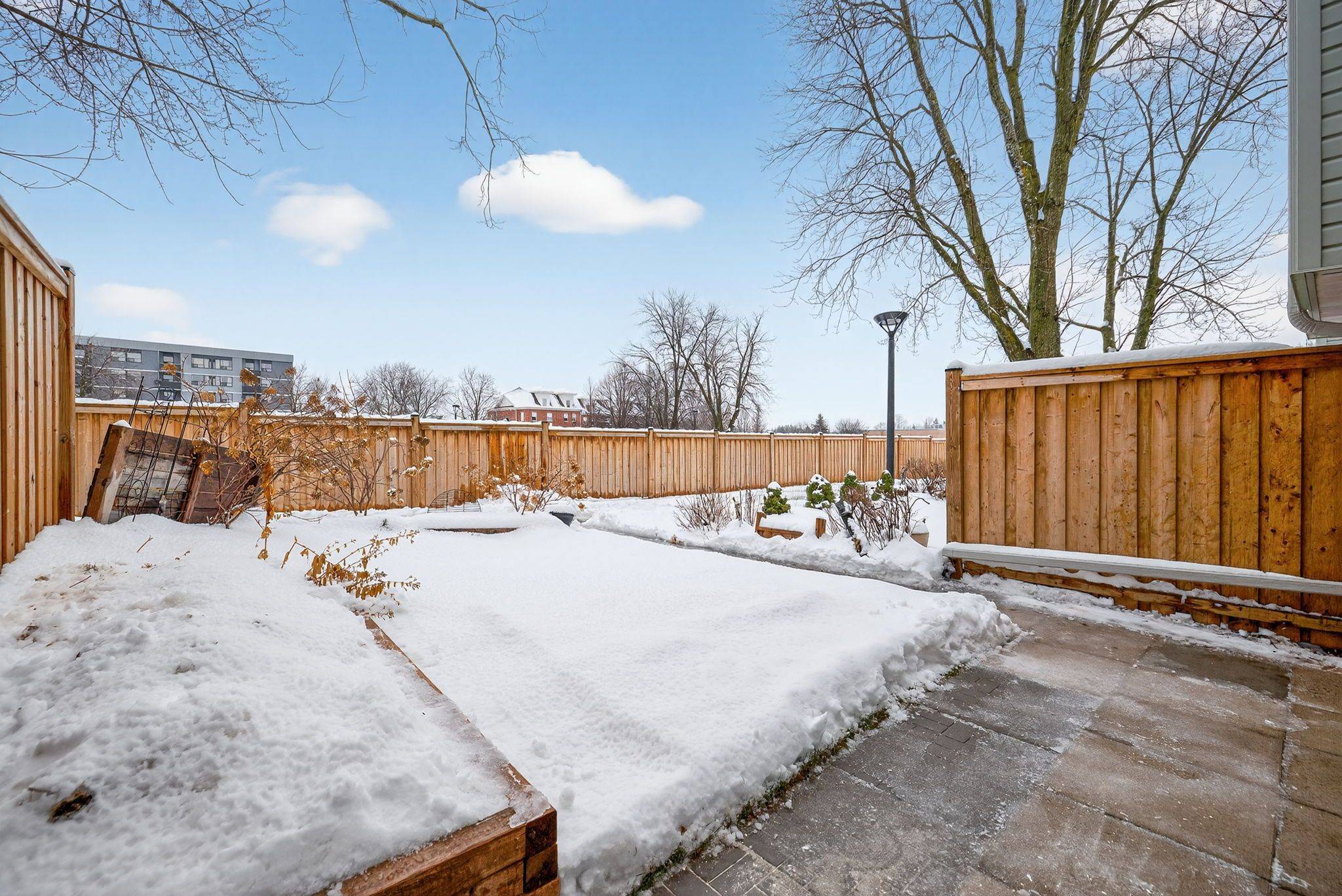 Aurora, ON L4G 3M2,169 Milestone CRES #33