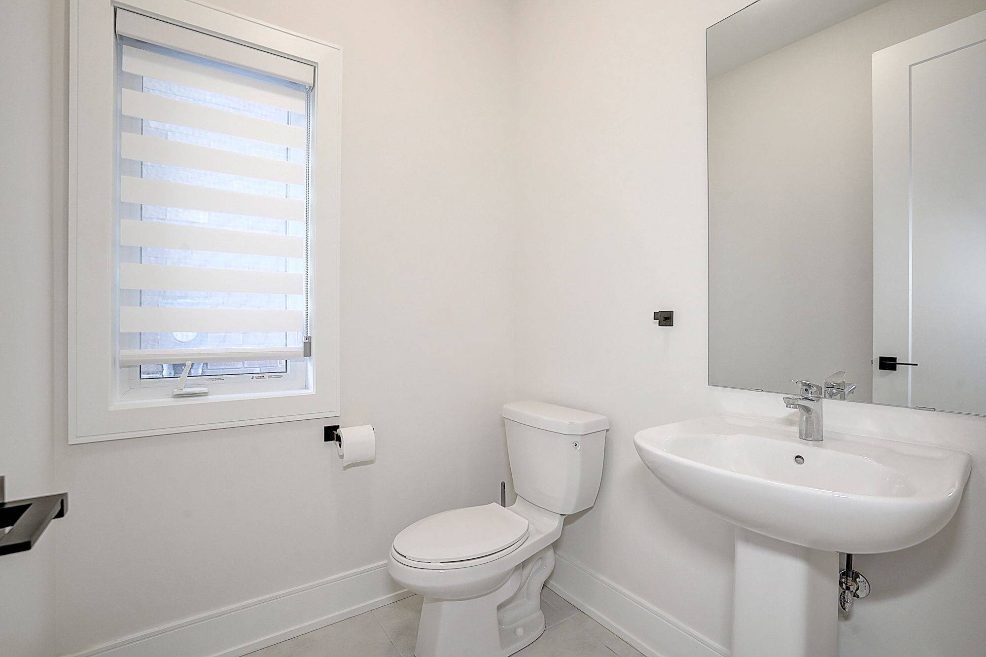 East Gwillimbury, ON L9N 1S4,106 Angus Morton CRES