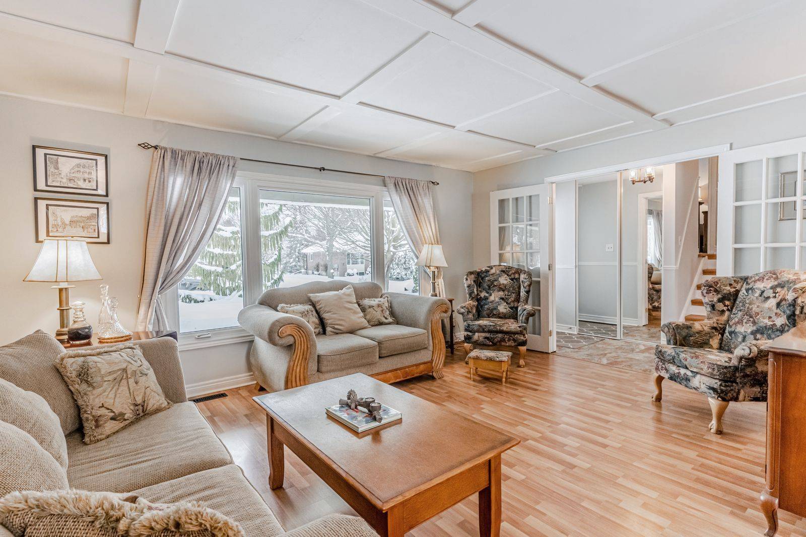 Barrie, ON L4N 4N8,229 Deborah WAY