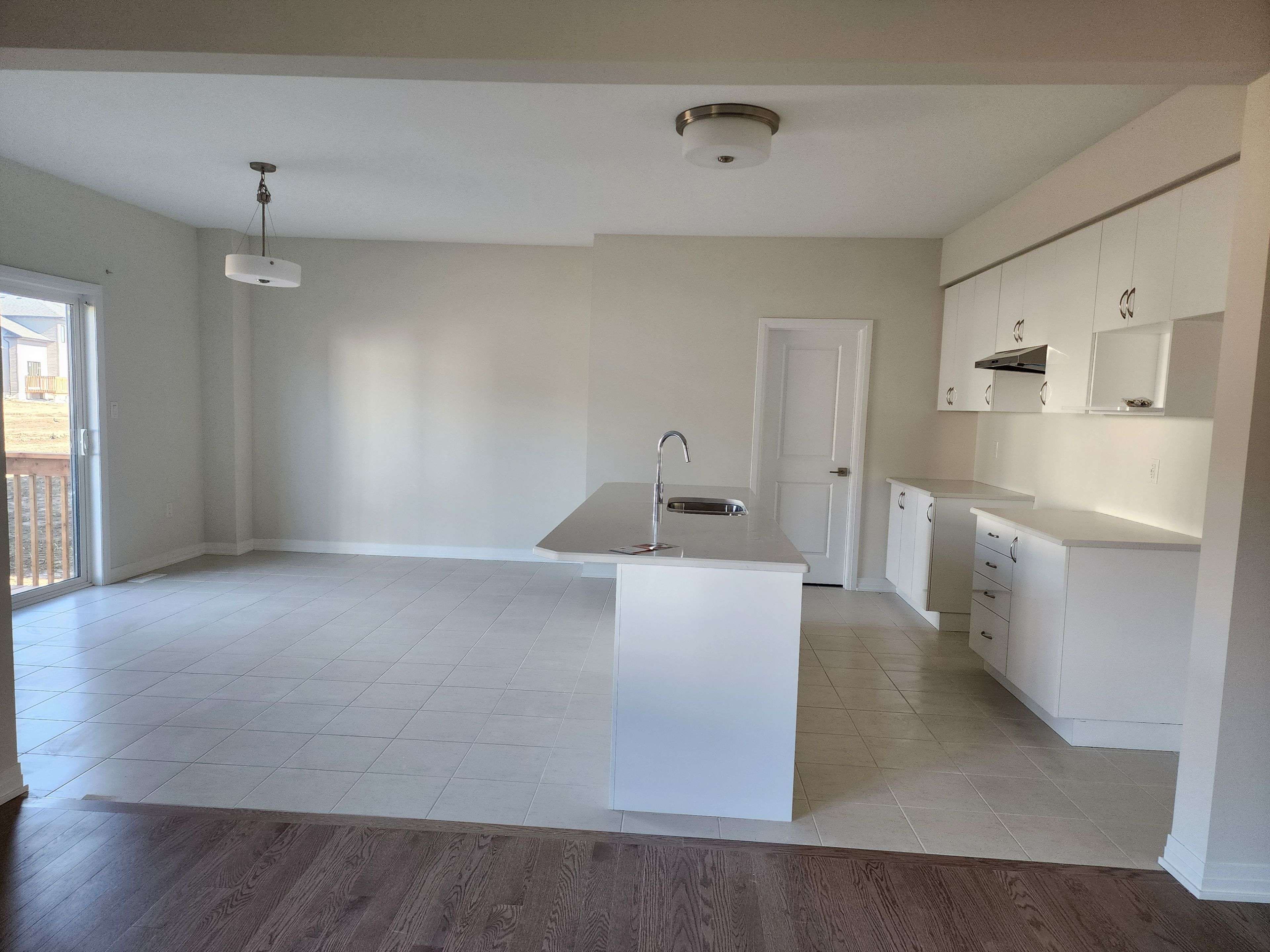 Severn, ON L3V 8R1,3160 searidge ST