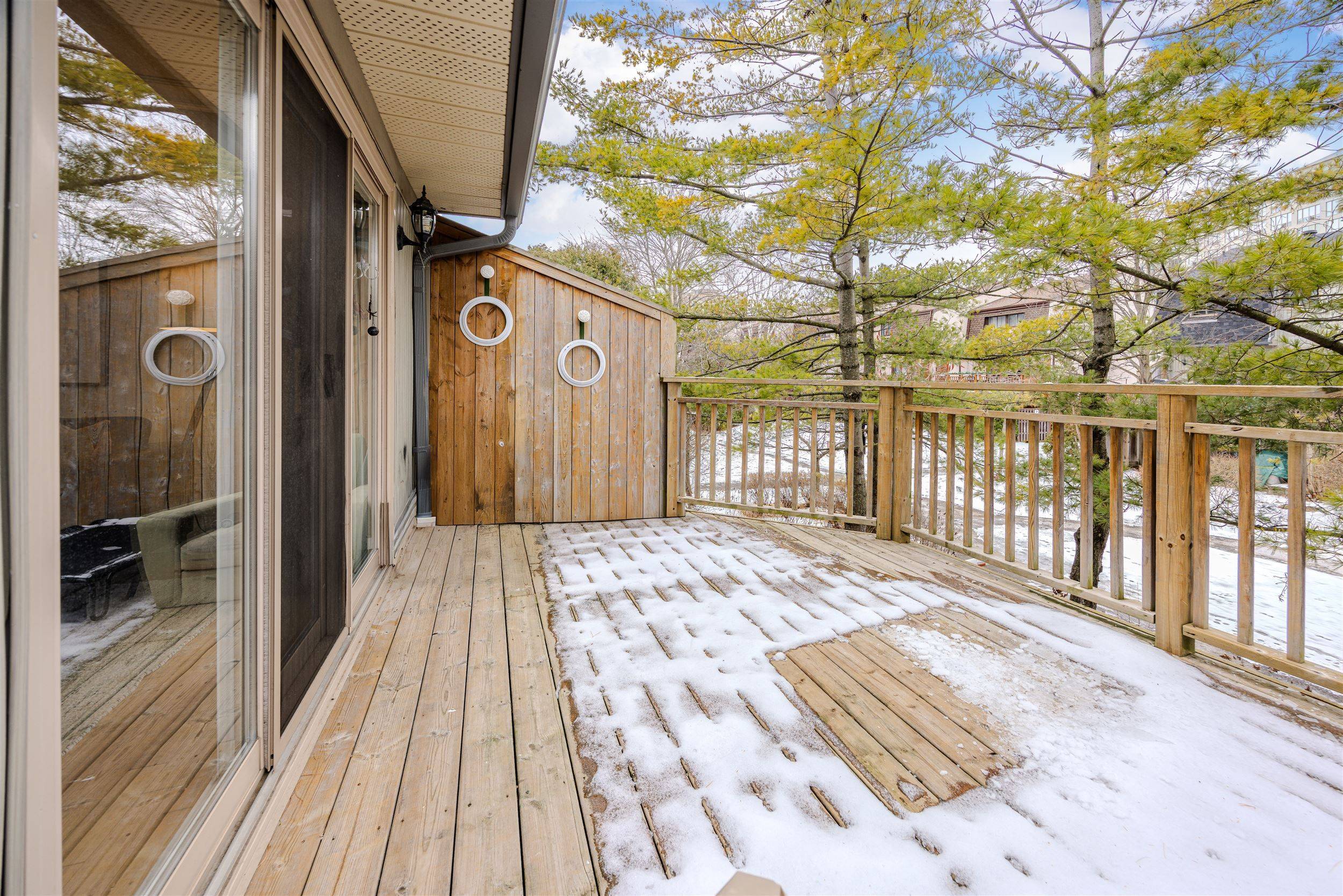 Mississauga, ON L5J 4J9,1060 Walden CIR #50