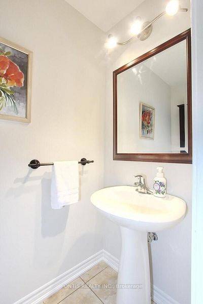 Brampton, ON L6Y 2W9,72 SHELDRAKE CT