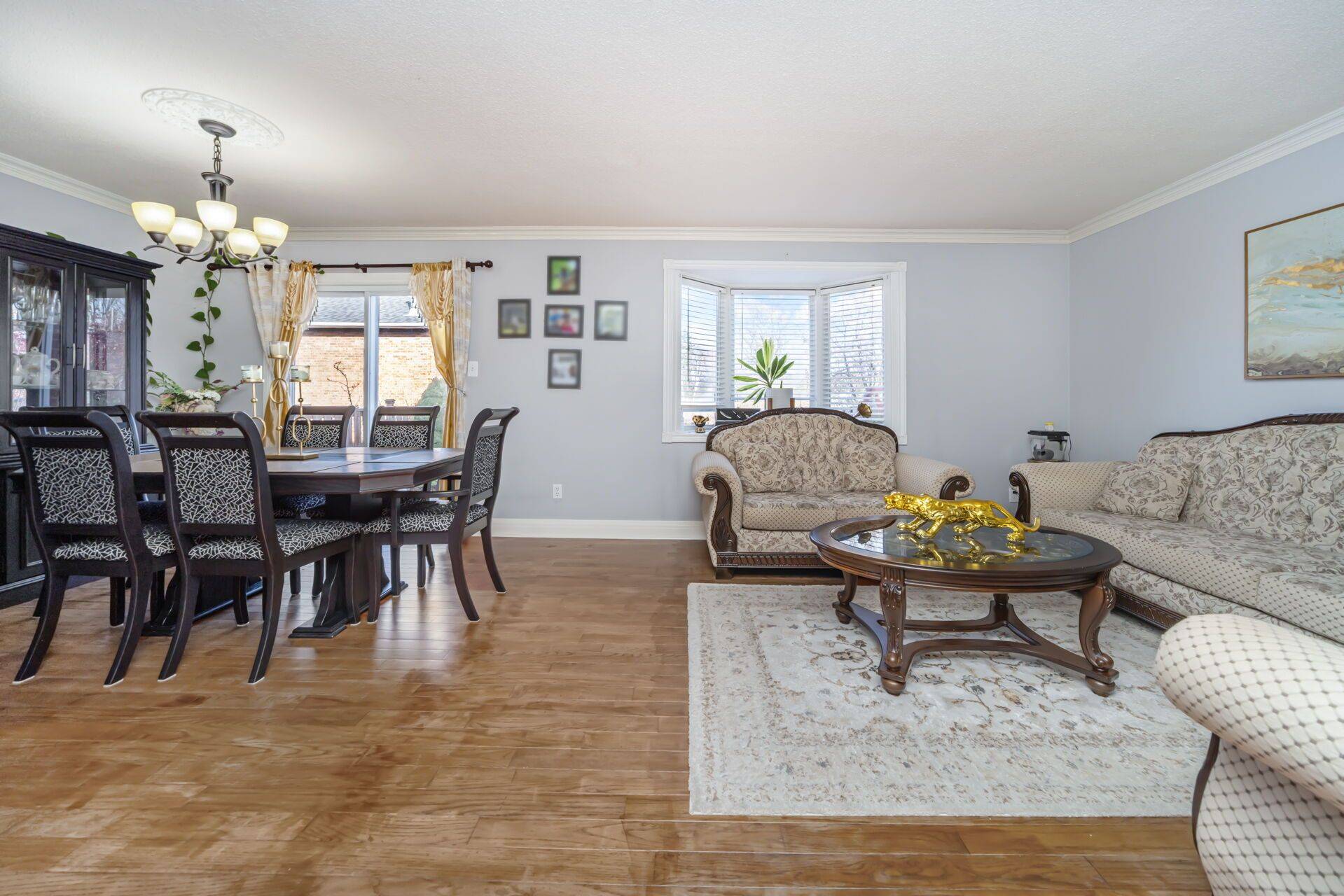 Brampton, ON L6Z 3B4,6 Howard CT