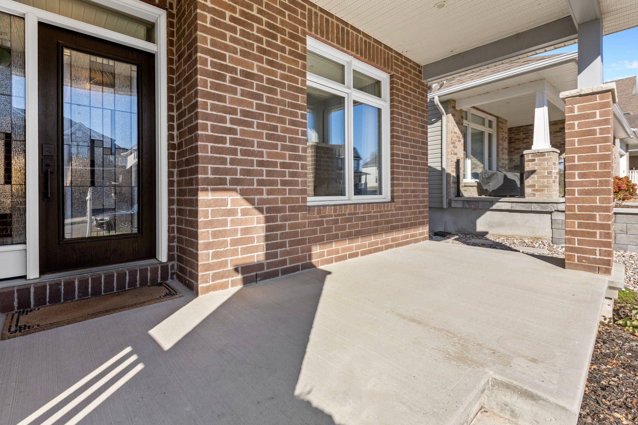 Orleans - Cumberland And Area, ON K4A 0Y7,579 Baie-Des-Castors ST