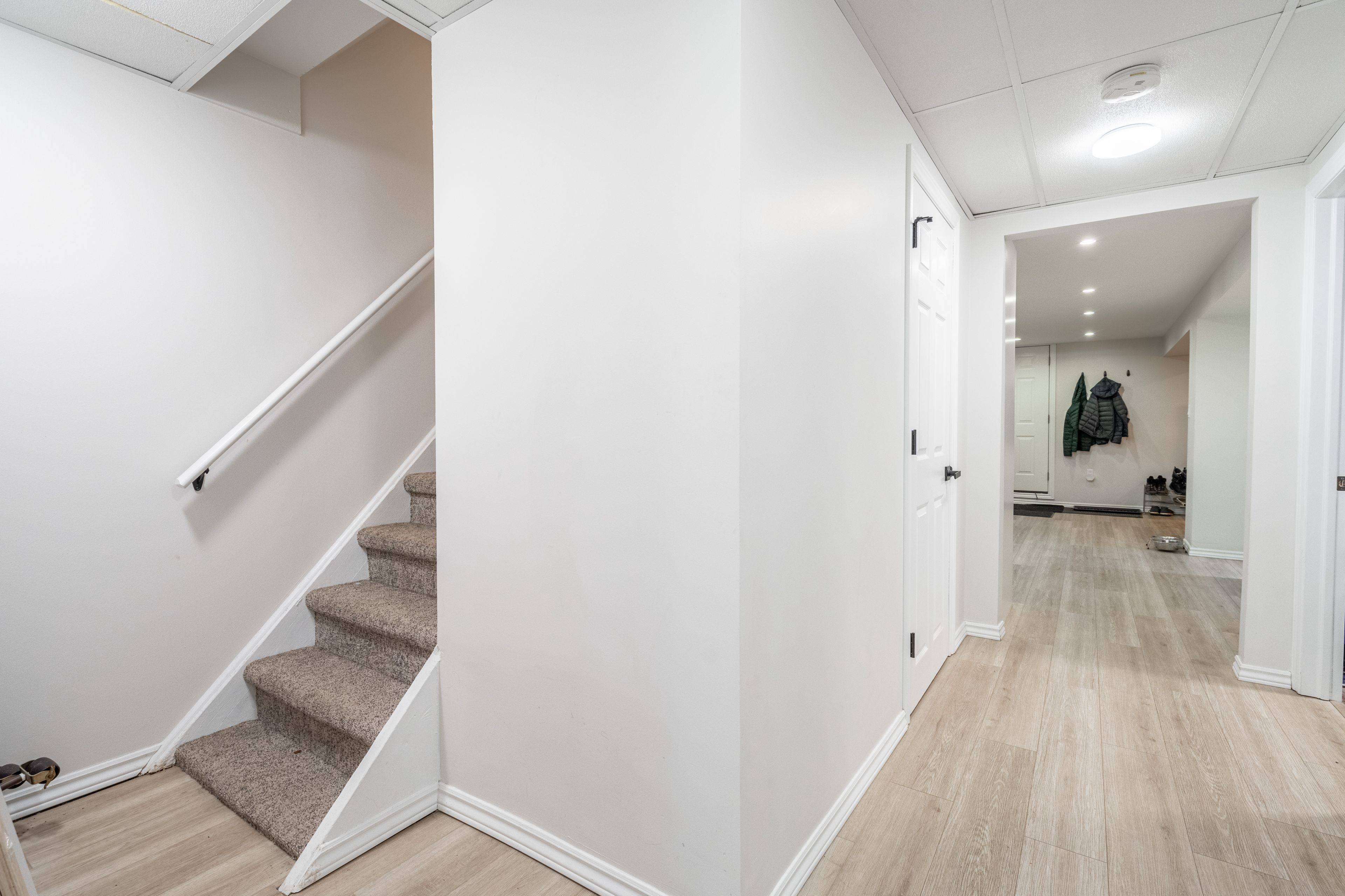 Hamilton, ON L8H 6V5,564 WATERLOO ST #Lower