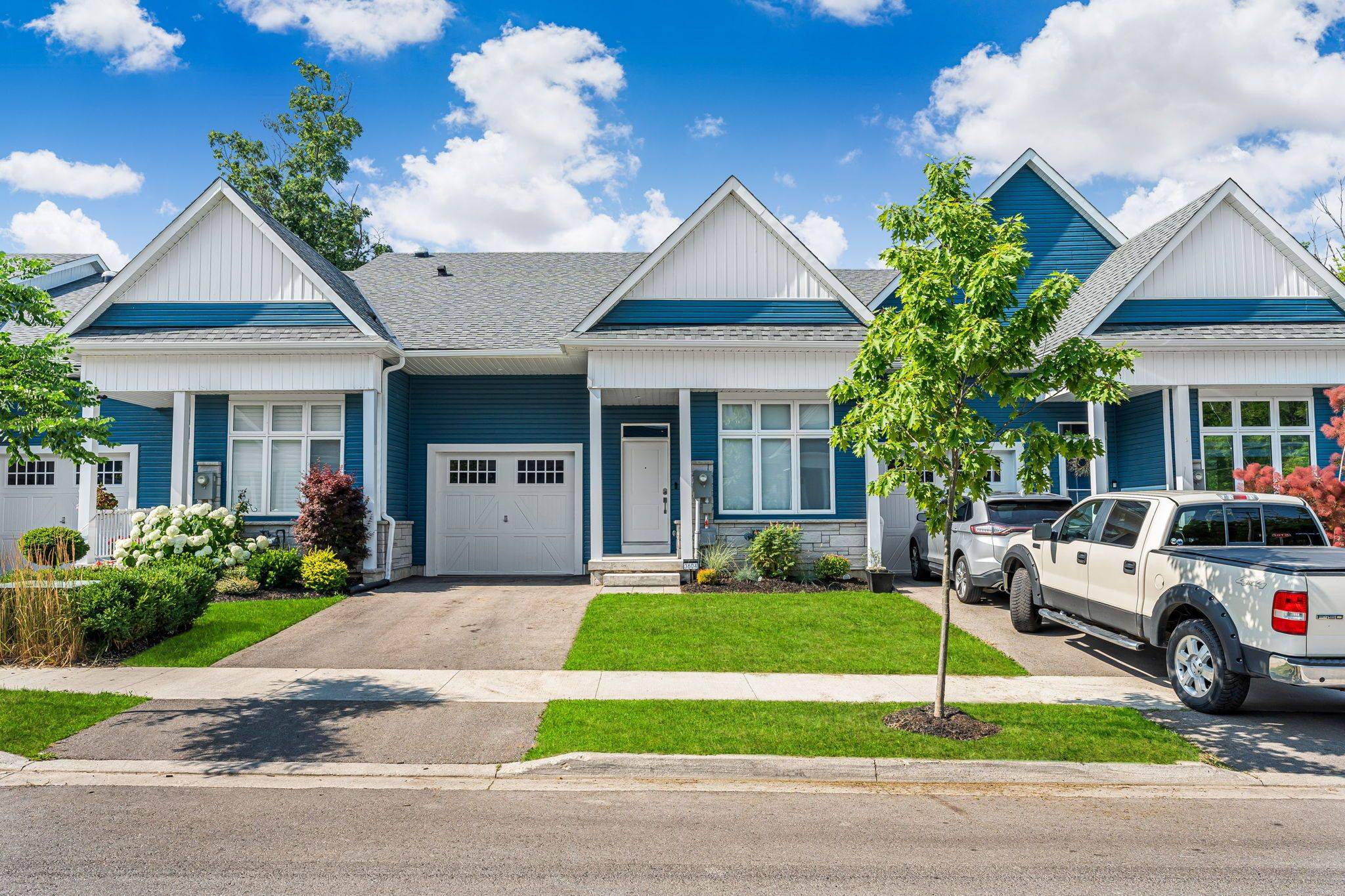 Fort Erie, ON L0S 1N0,3604 Hibbard ST