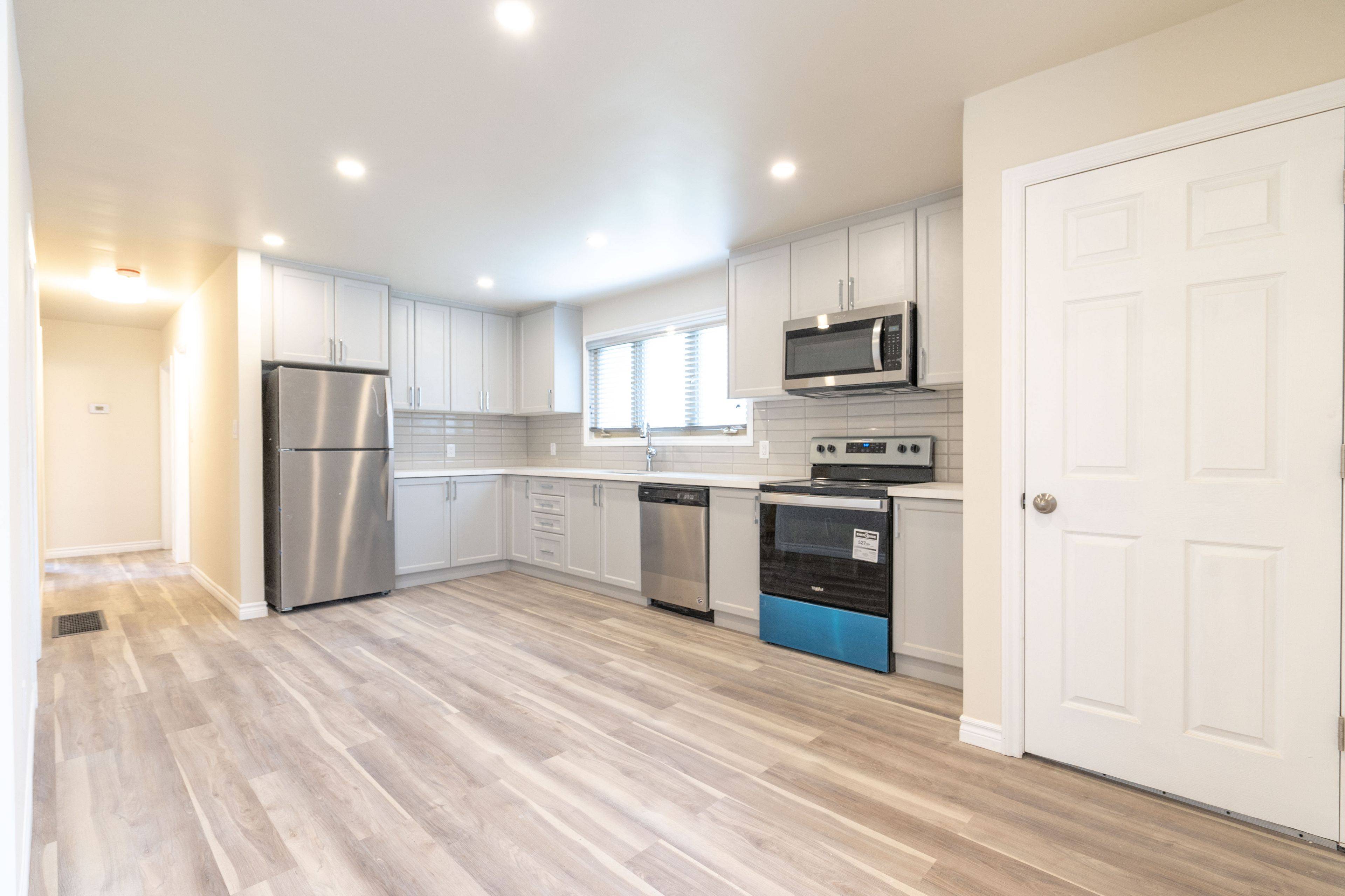 Hamilton, ON L8S 2M6,73 Ofield RD #1