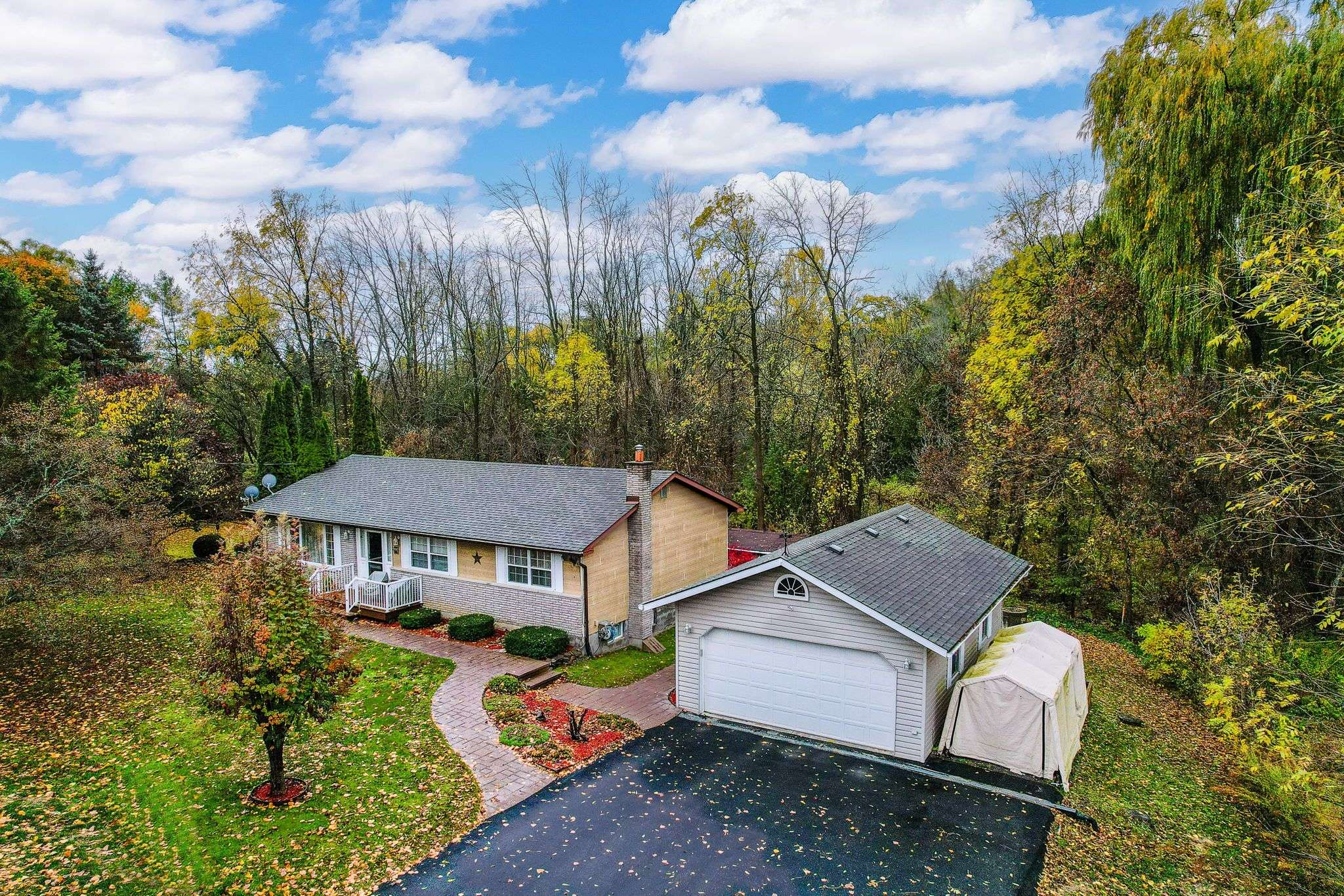 Brighton, ON K0K 1H0,260 Drewery ST