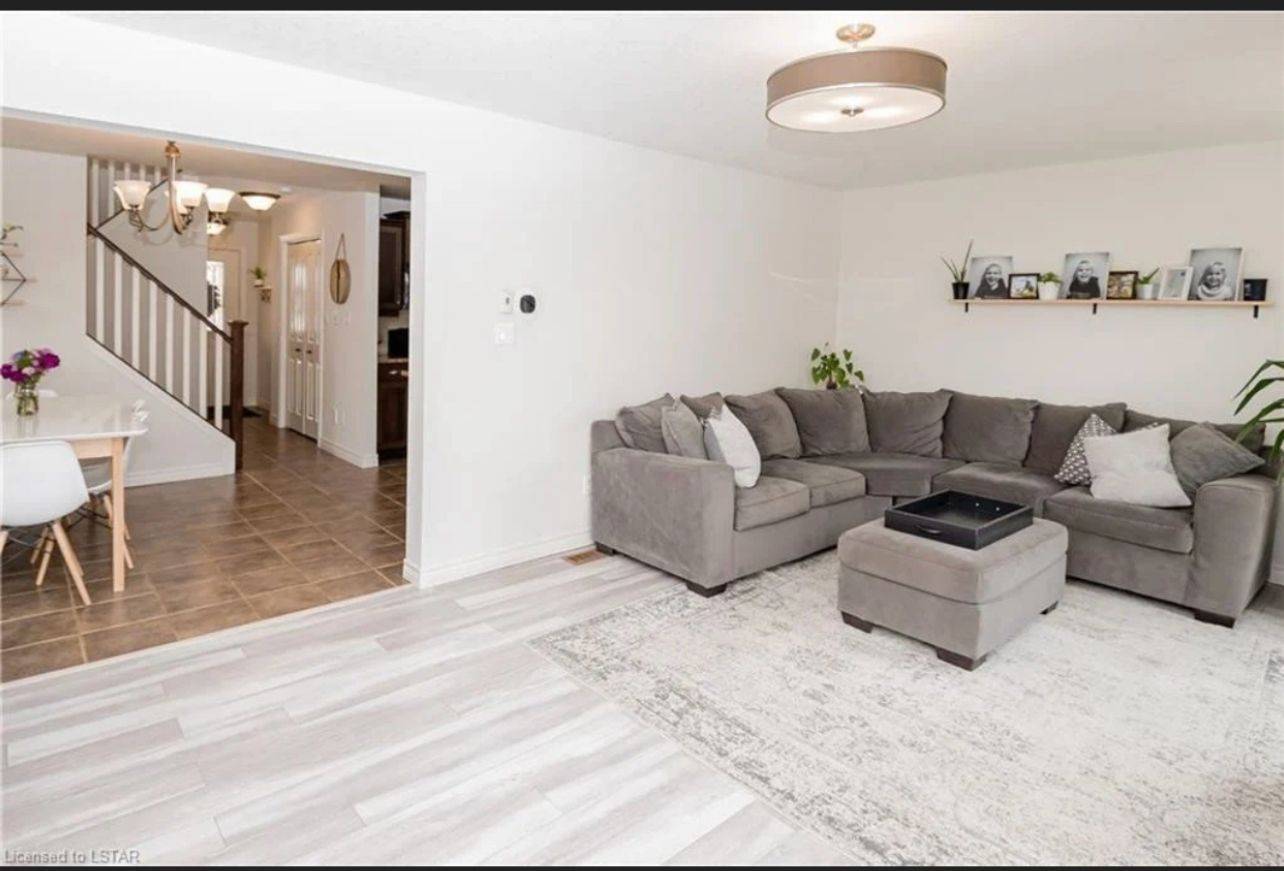 St. Thomas, ON N5P 0A9,26 Pine Valley DR