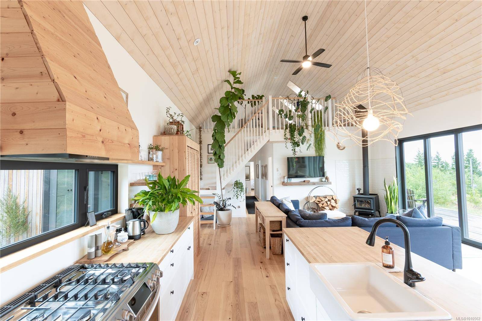 Sooke, BC V9Z 1L1,3972 Trailhead Rd