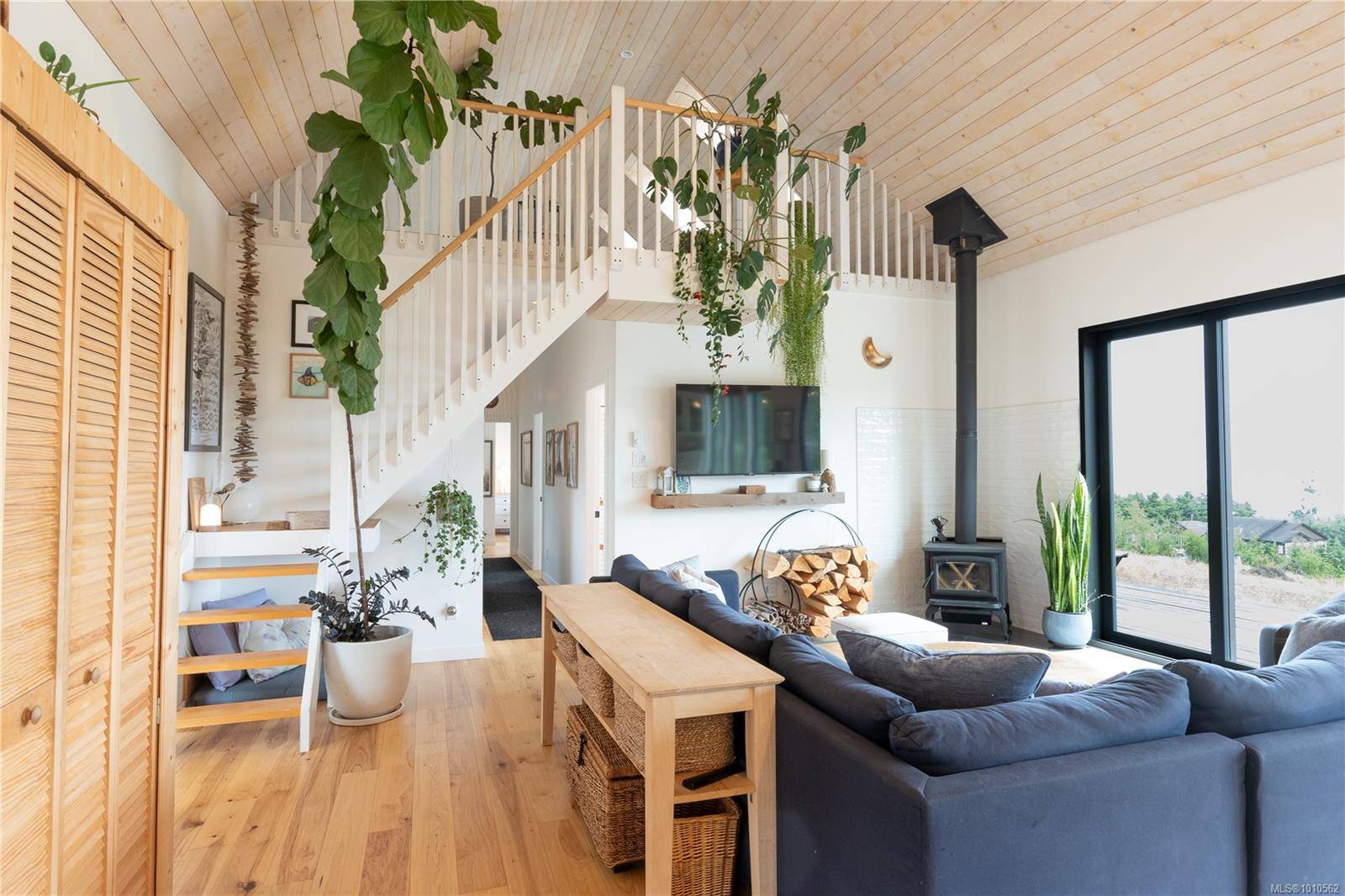 Sooke, BC V9Z 1L1,3972 Trailhead Rd