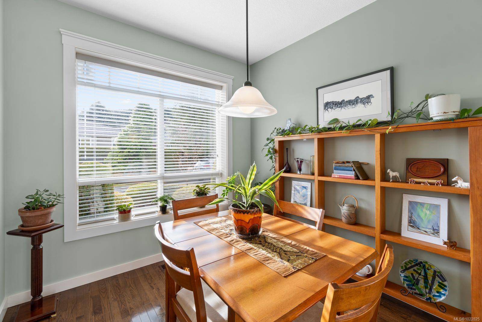 Ladysmith, BC V9G 1W3,500 Russell Rd #15