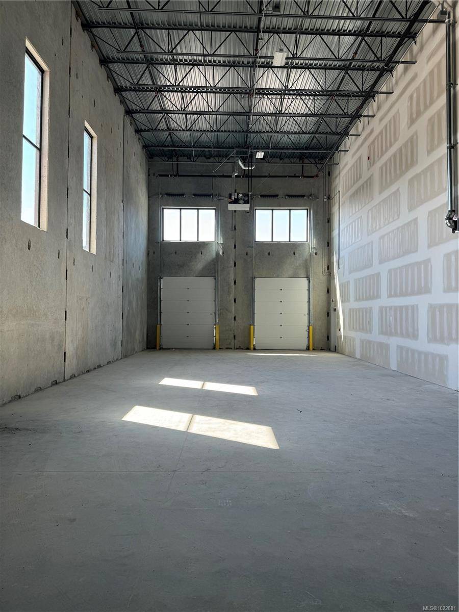 Colwood, BC V9C 0S2,650C Allandale Rd #106