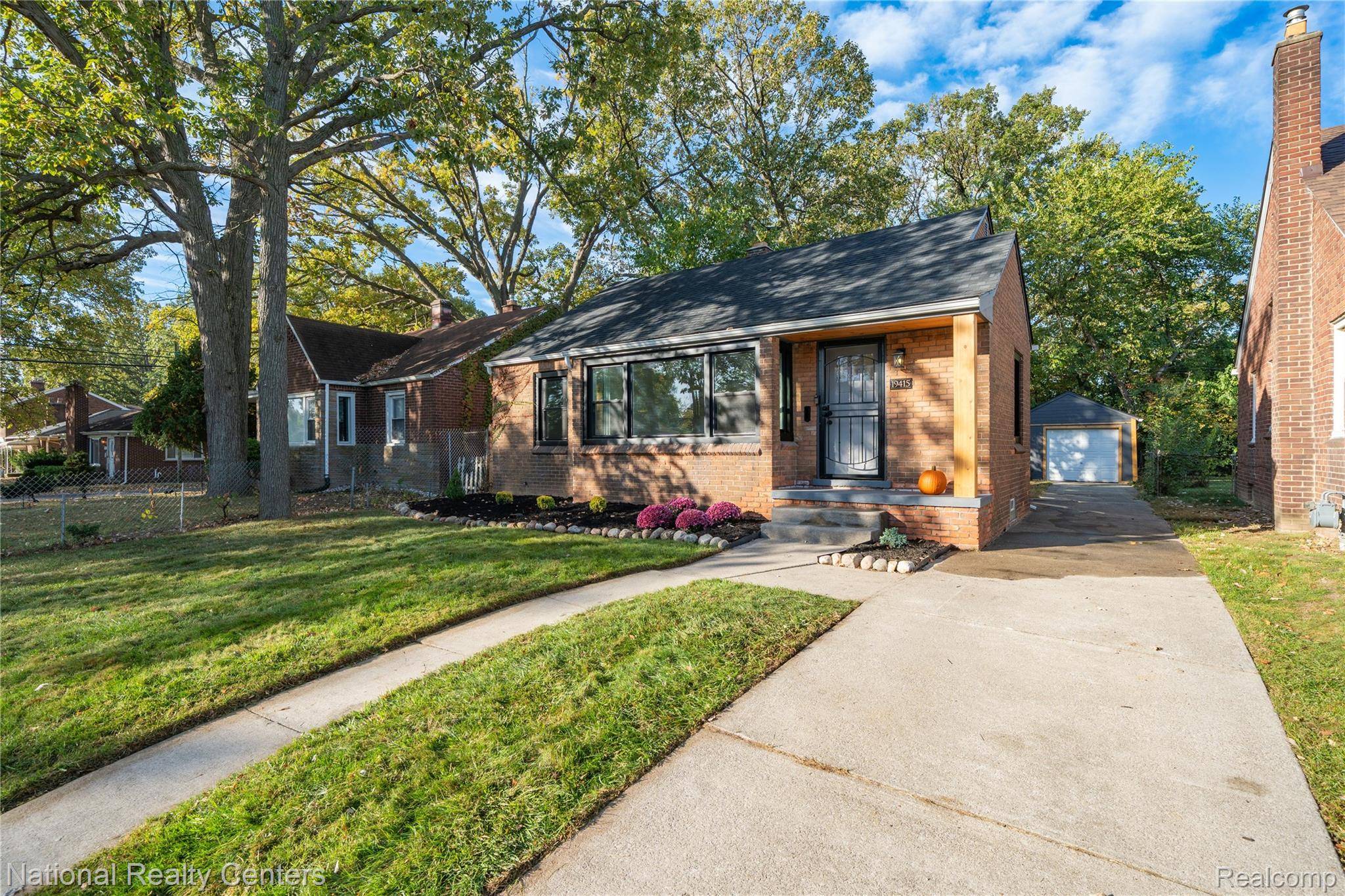 Detroit, MI 48235,19415 Coyle ST