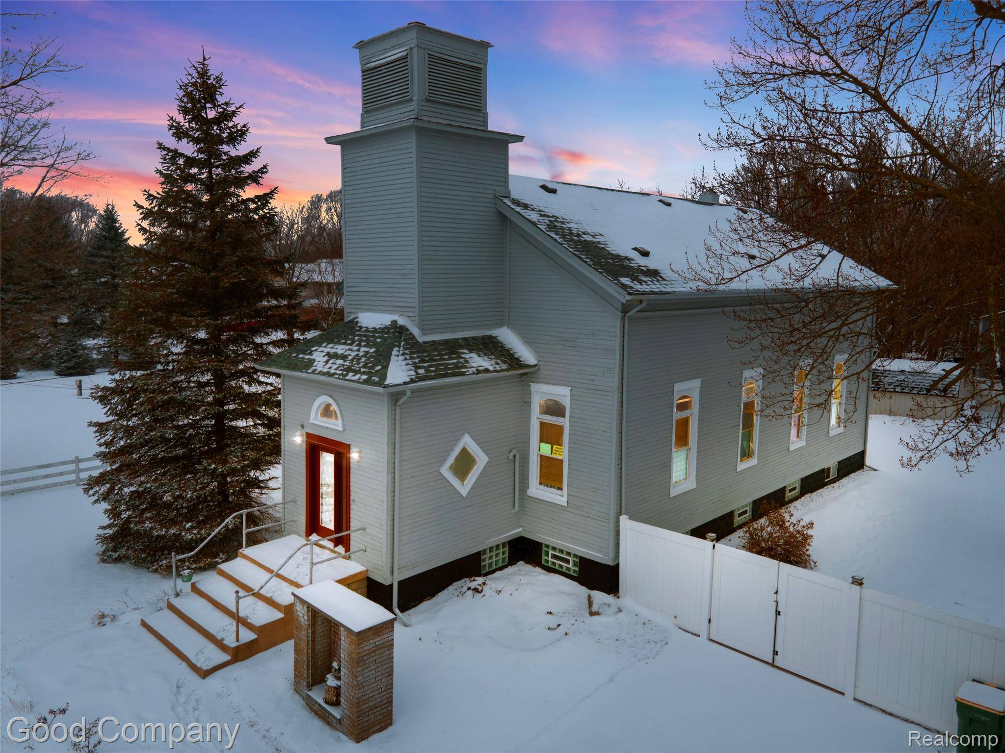 New Boston, MI 48164,36950 Willow RD