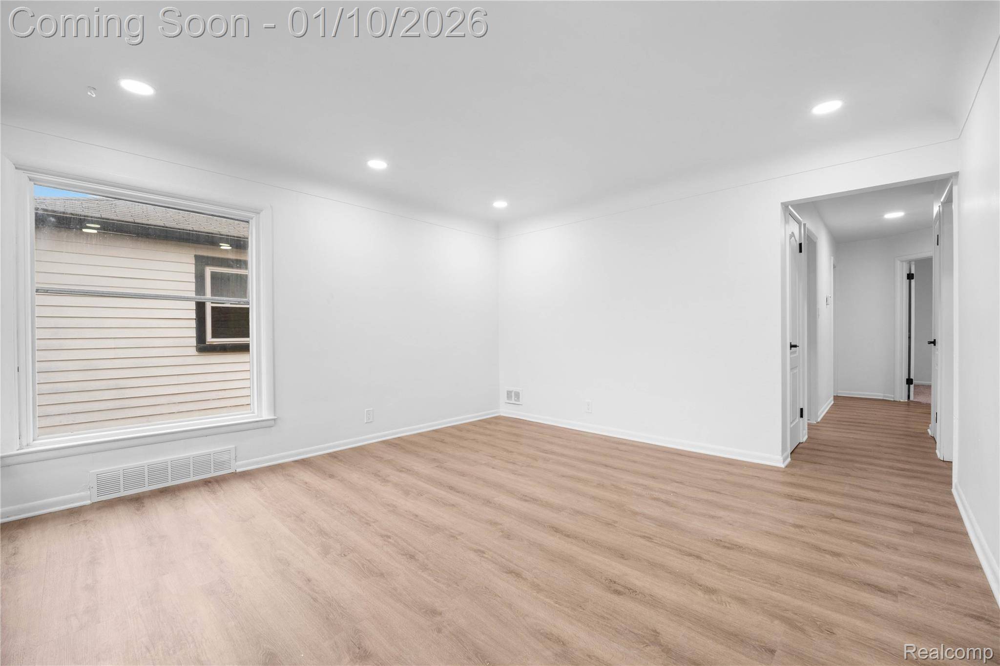 Lincoln Park, MI 48146,2121 Buckingham AVE