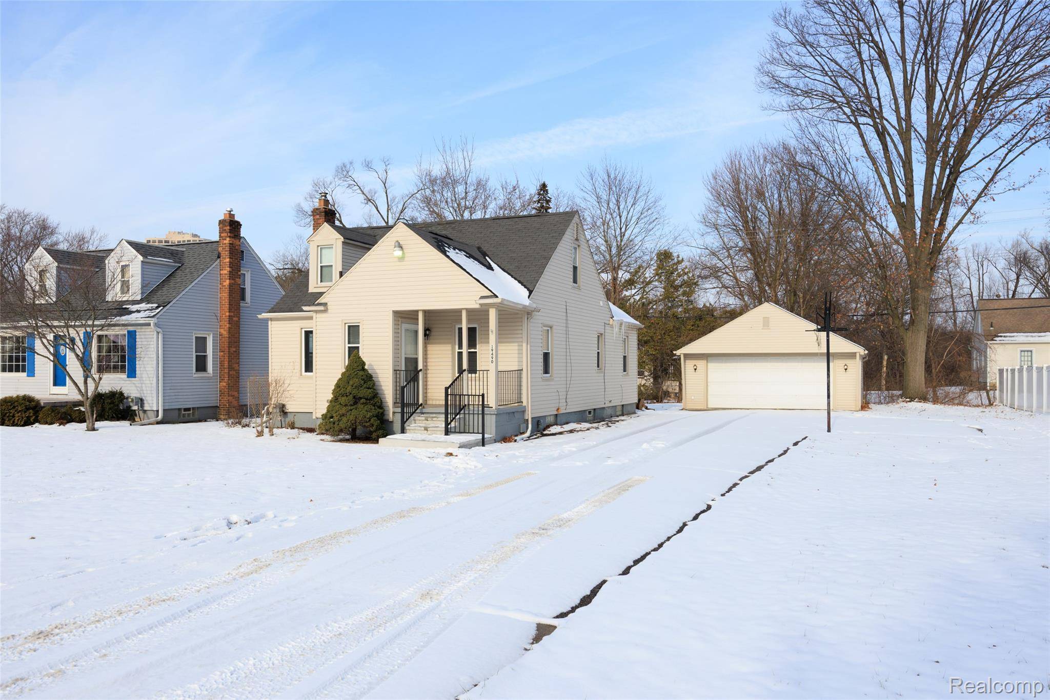 Southfield, MI 48075,19490 Goldwin ST