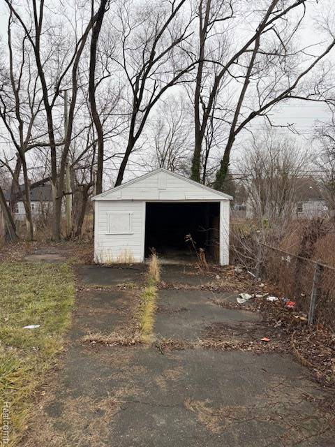 Detroit, MI 48228,8630 GREENVIEW AVE