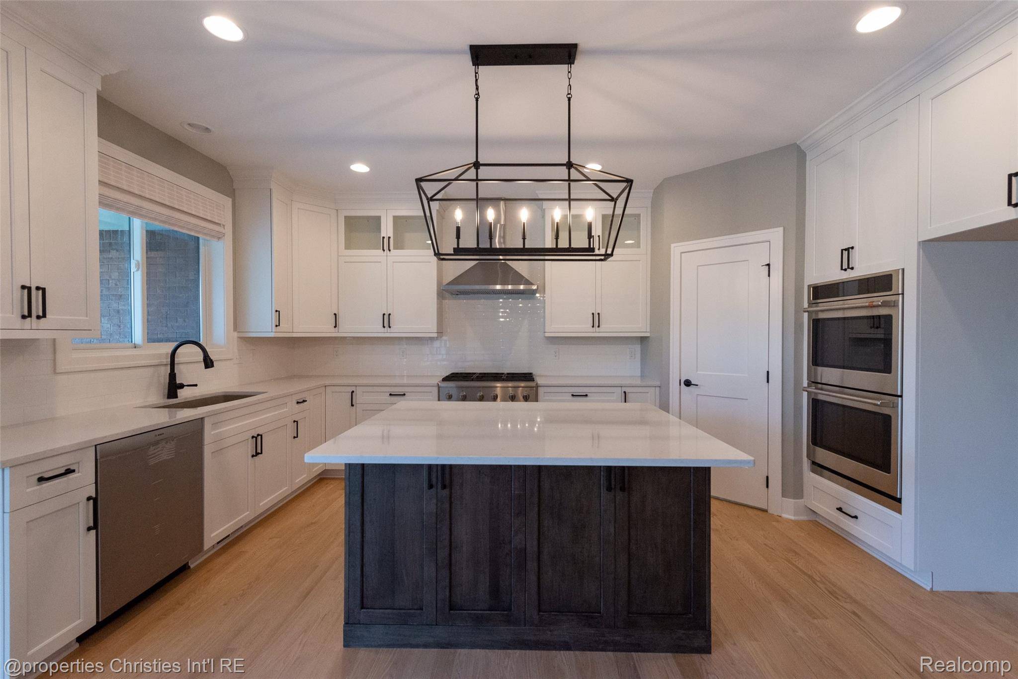 Oxford, MI 48370,1933 Shane Ct