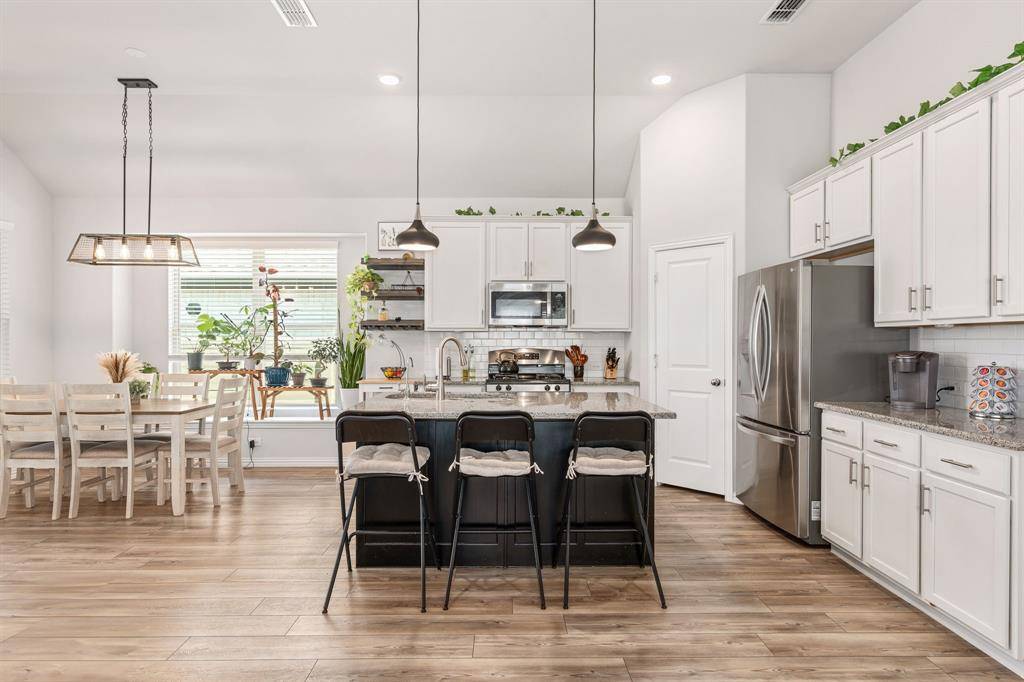 Argyle, TX 76226,716 Lamp Post Lane