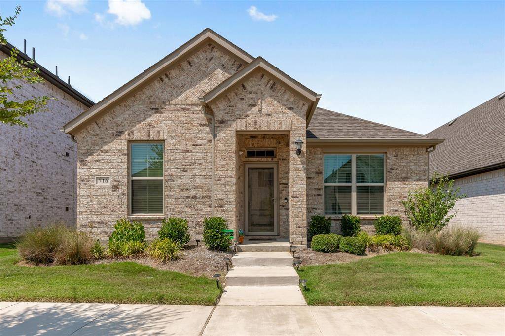 Argyle, TX 76226,716 Lamp Post Lane