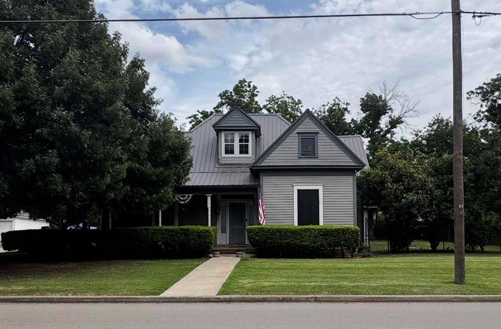 Hillsboro, TX 76645,818 E Elm Street