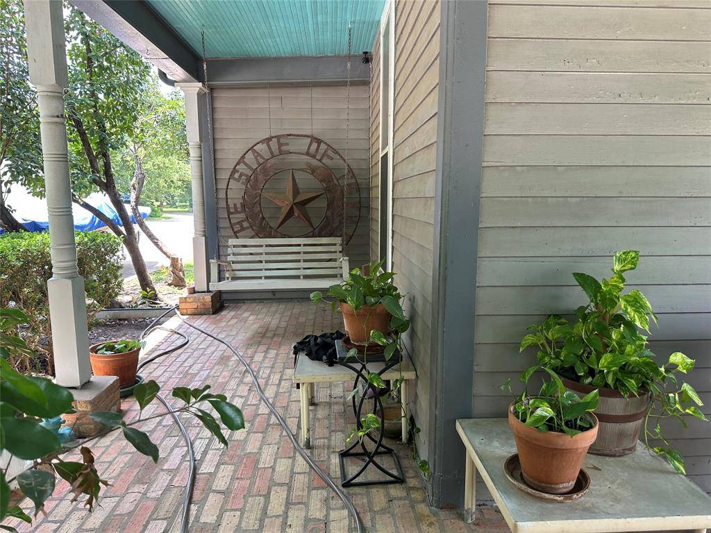 Hillsboro, TX 76645,818 E Elm Street